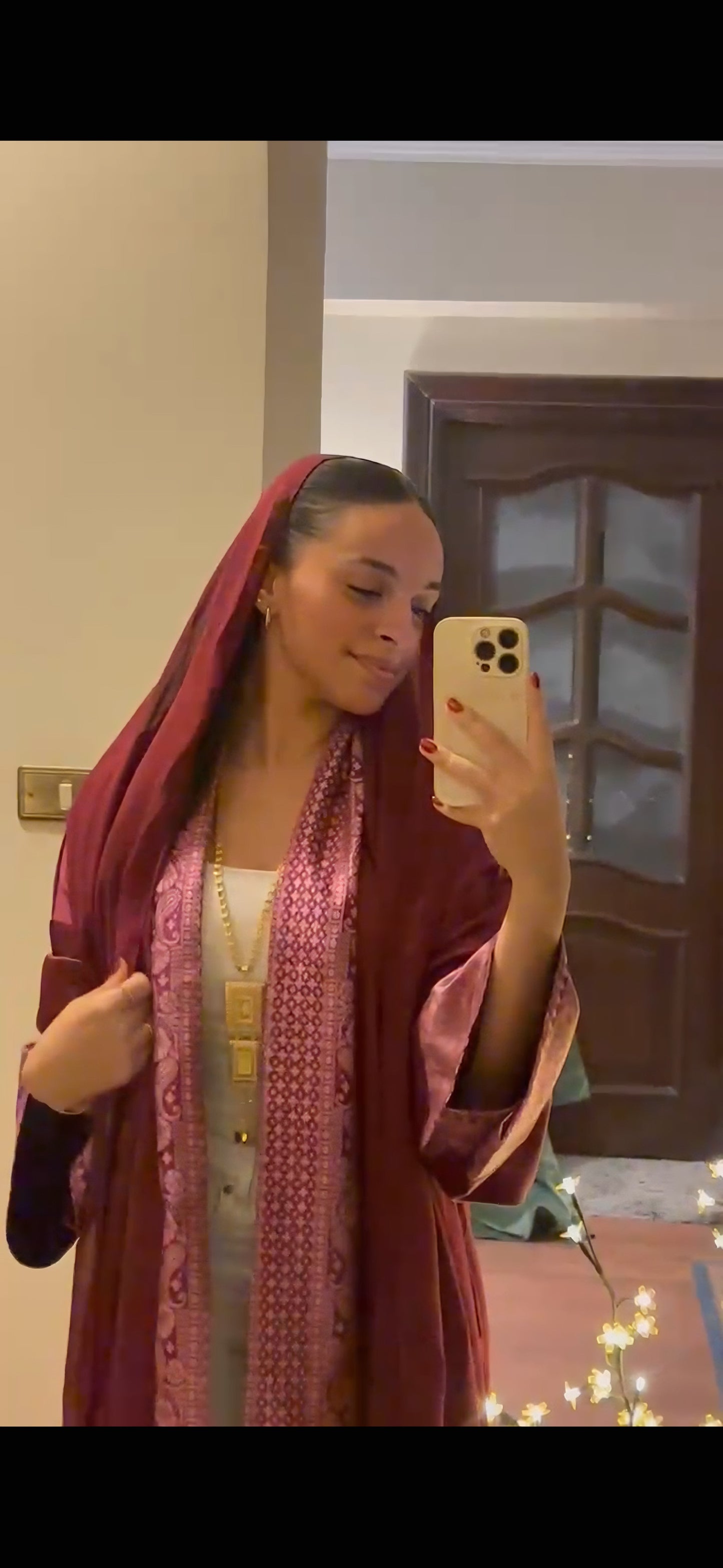 Moonlit Abaya – Burgundy